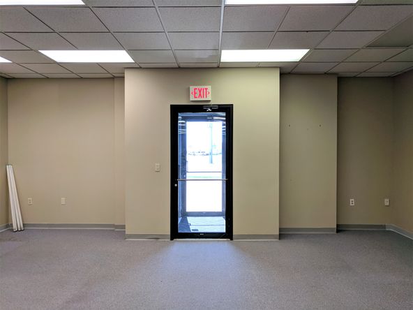 901 West Main Street, El Paso, IL 61738